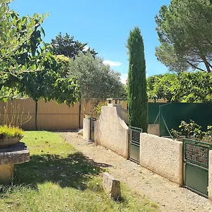  Hébergement de vacances Au Mont Gaussier